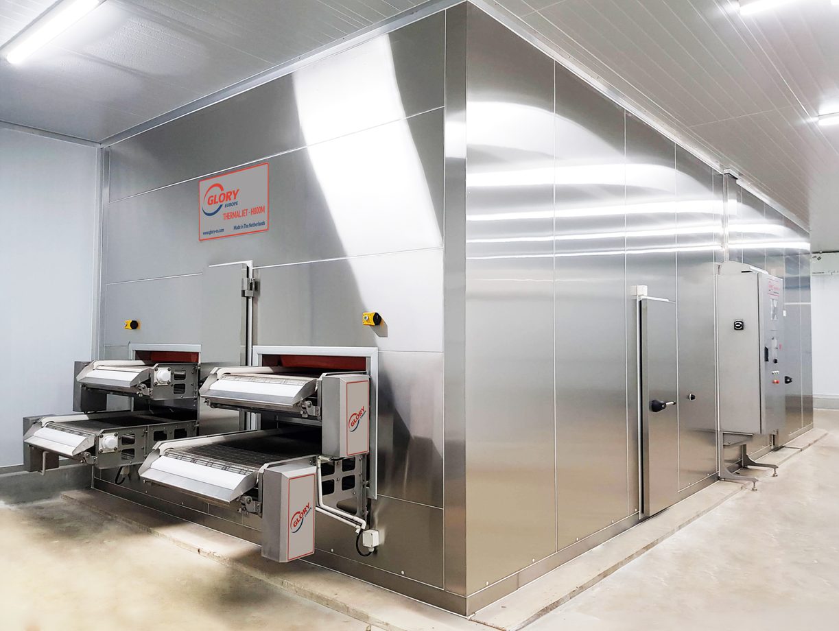 Infeed of a GLORY H-series multi-belt freezer