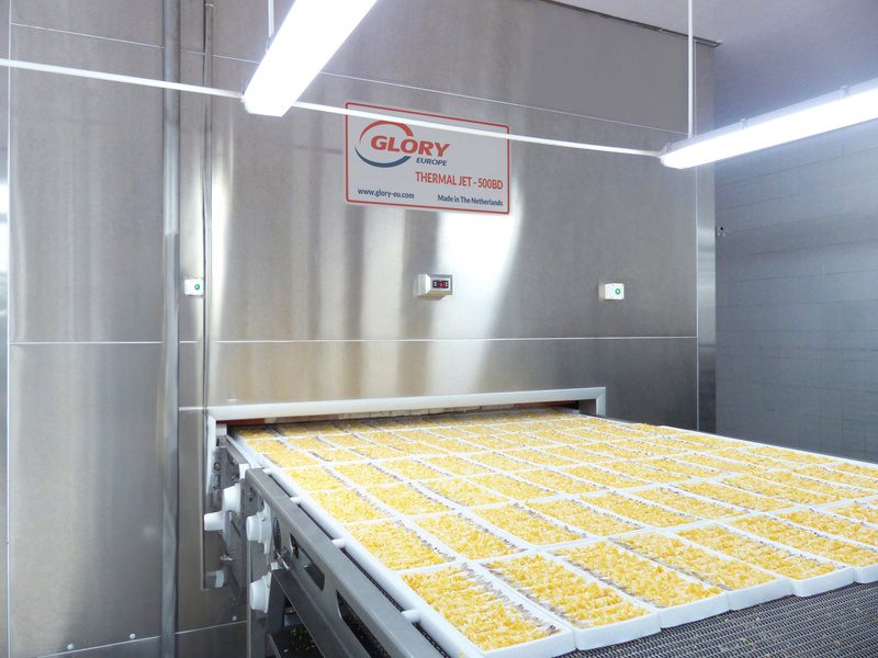 Breaded products freezing on a GLORY mesh belt